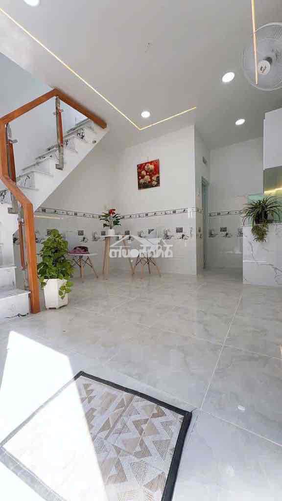 Nhà nho hoc mon - Ảnh 3