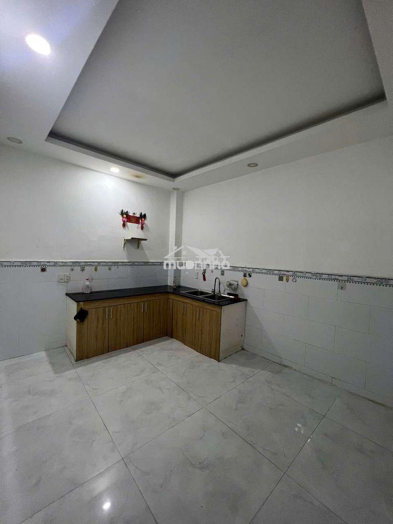Nhà 3 phòng 4,5 x 14m cư xá phú lâm b - Ảnh 3