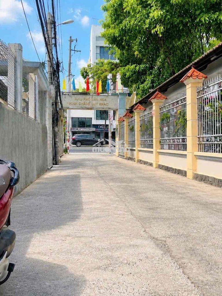 Cho thuê nhà mặt tiền hẻm 2174