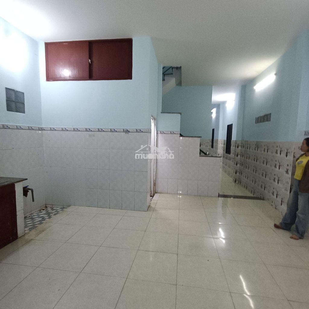 Nhà thuê 5*20 có lầu suốt 3pn đường vĩnh lộc b ấp 6 - 3
