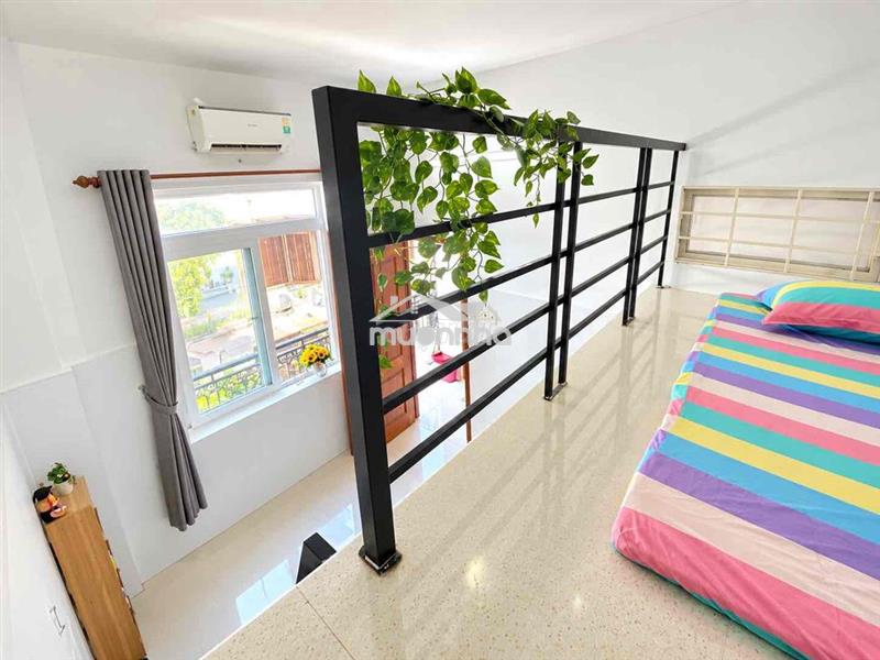 Trống 1 phòng ban công cửa sổ y hình - gần nhà ga t3