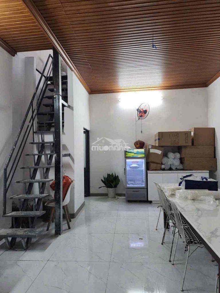 Nhà 4,6m x 6m, gác suốt. sau chợ bình triệu, đường số 8. p.hbc