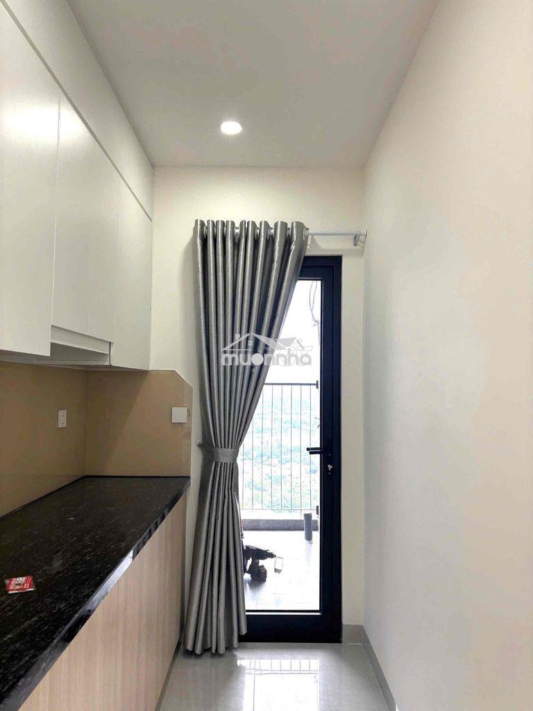 Cho thuê căn góc, view hồ gươm xanh, 2pn, 2wc, 78m2, free 2 tháng phí - 3