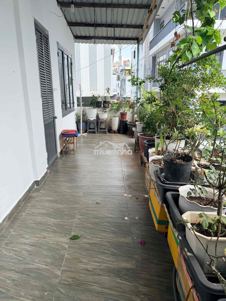 Phòng mới sạch đẹp 50m2 bếp wc riêng có ban công, cửa sổ to rộng