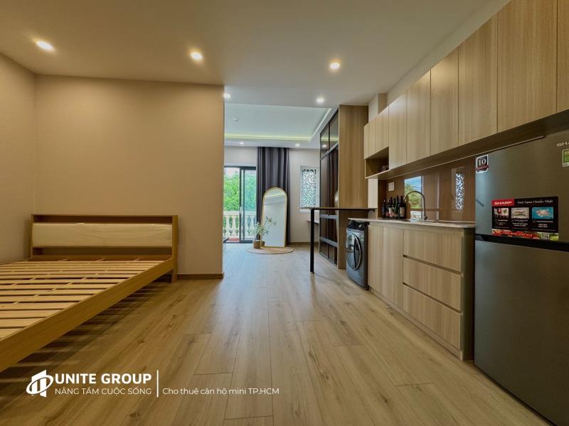 Căn hộ dịch vụ studio có bancol & máy giặt riêng - đường cộng hòa, tân bình