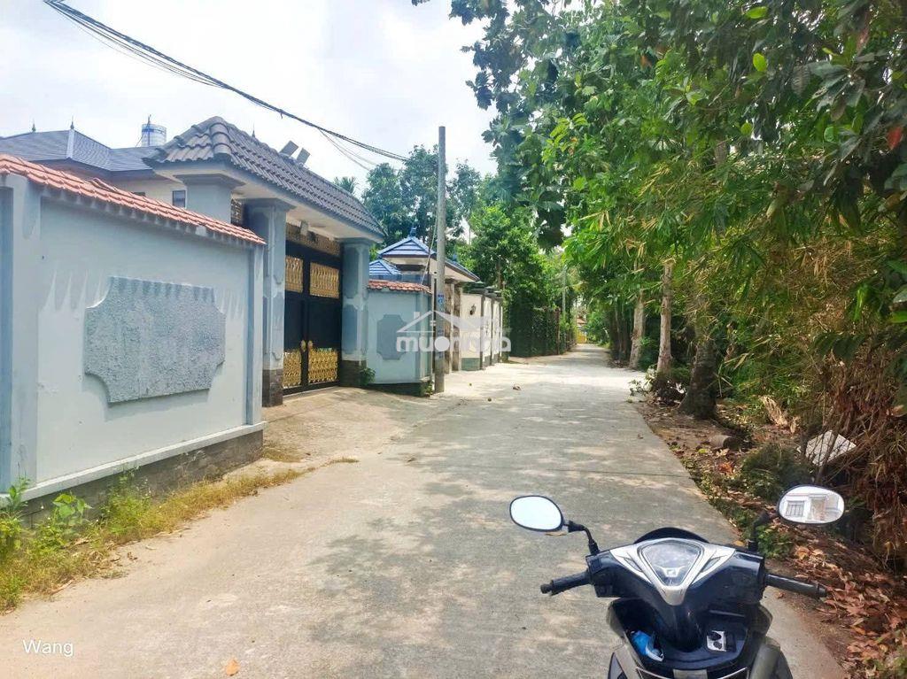 Nhà bình nhâm sân ô tô 175m2 - Ảnh 4