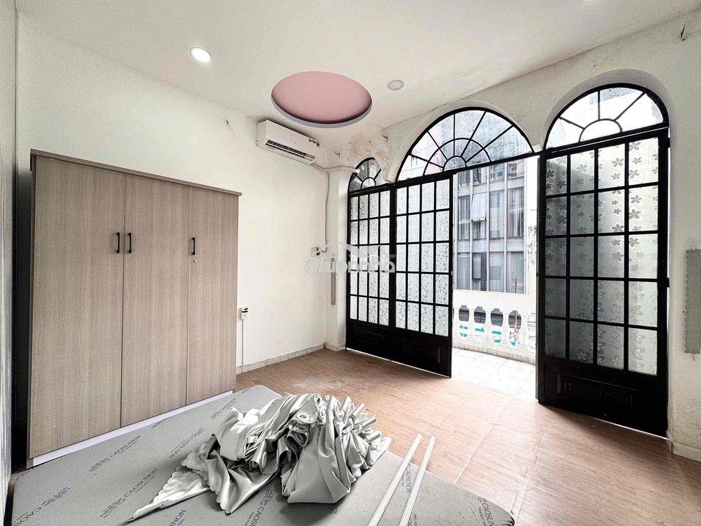 Cho thuê 2pn ban công ngay sư vạn hạnh quận 10 - Ảnh 3