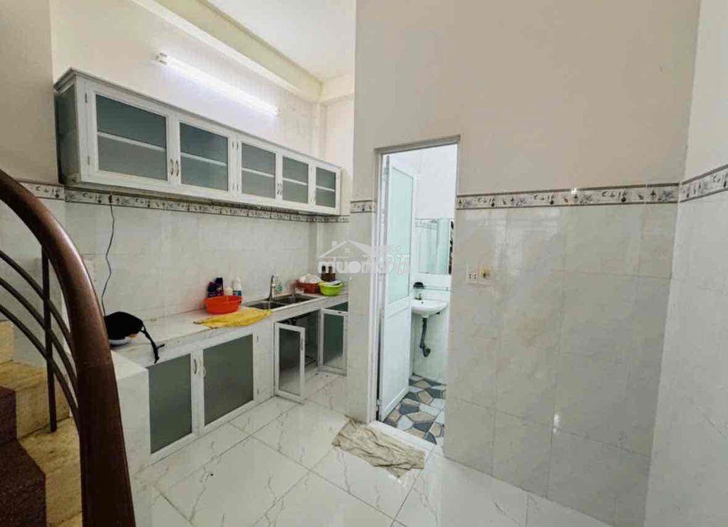 💰💰 Nhà mới sẵn 2máy lạnh - trệt lầu 2pn 2wc - giá còn tl - Ảnh 3