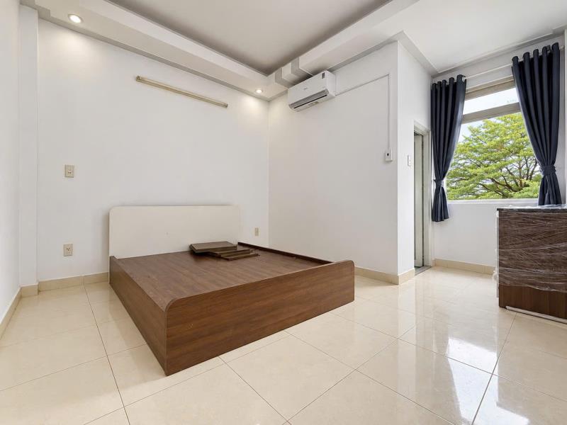 Nhà mới - phòng ban công full nội thất new- hẻm xe hơi đặng thuỳ trâm - đh văn lang - Ảnh 2