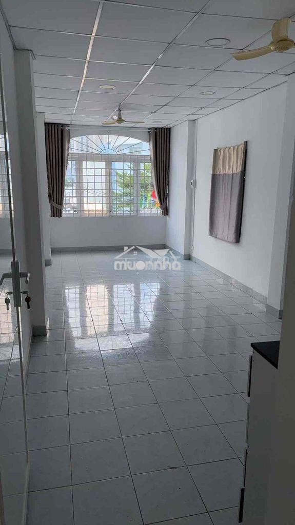 Phòng phù hợp cho hssv hoặc gia đình