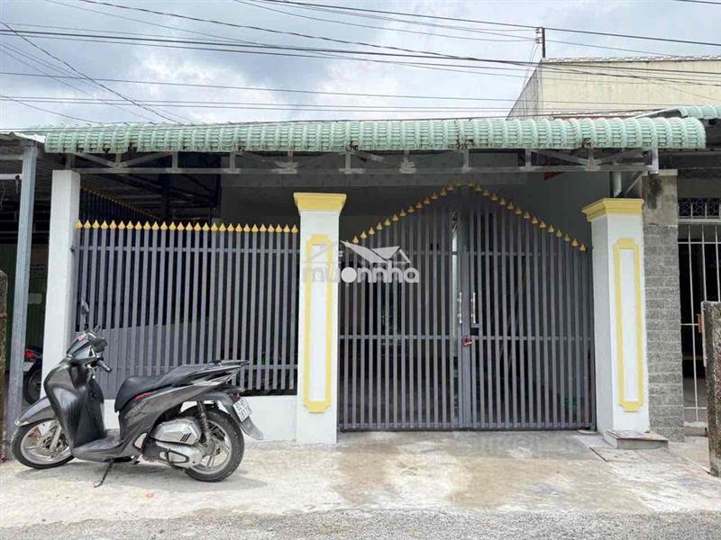 Bán nhà mặt tiền kinh doanh, 6x27m chỉ 1.35 tỷ