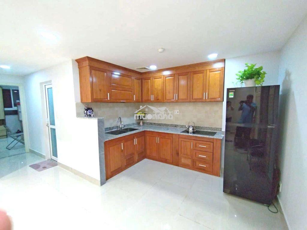 Chính chủ bán căn hộ 1050 có 2pn, nội thất cao cấp - Ảnh 2