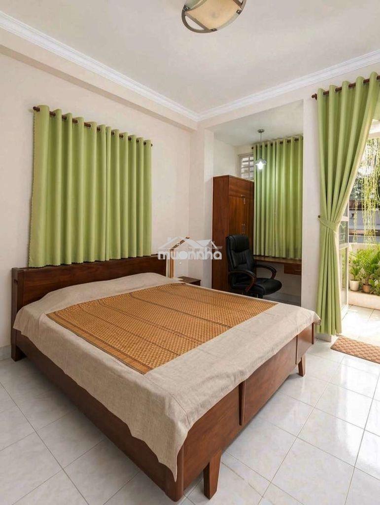 Xe hơi đậu trong sân. 68m²x4tầng nhà đẹp ra đường lê quang định - Ảnh 4