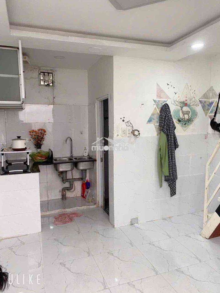 Cần cho thuê nhà nhỏ nguyên căn