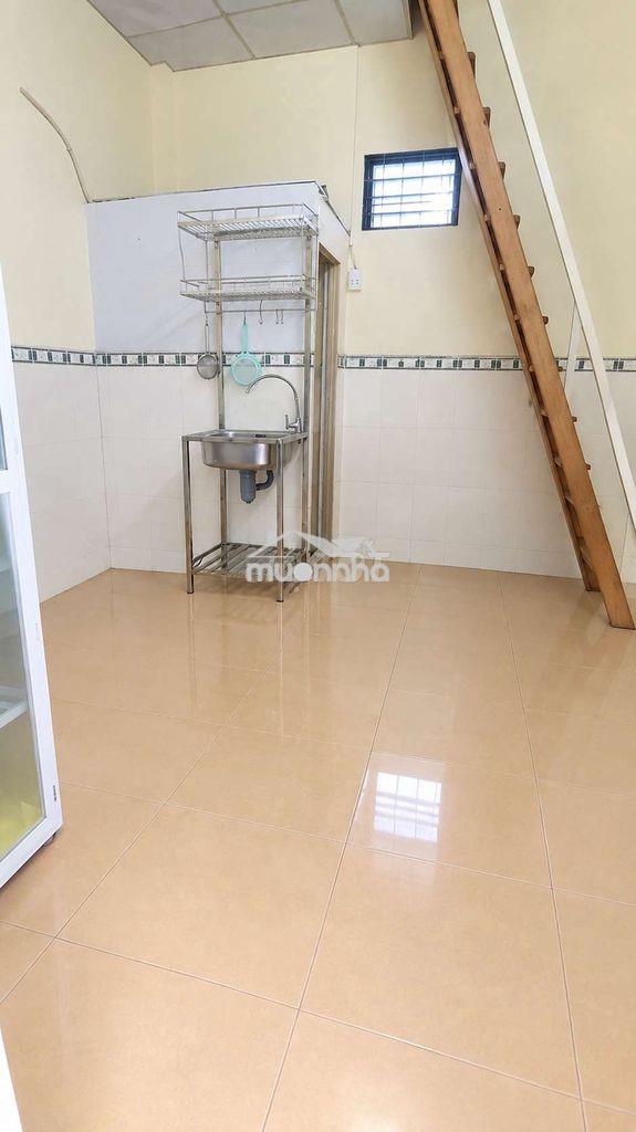 Thuê nhà dtsd 32m2 giá 4tr đường hưng phú quận 8 - Ảnh 3