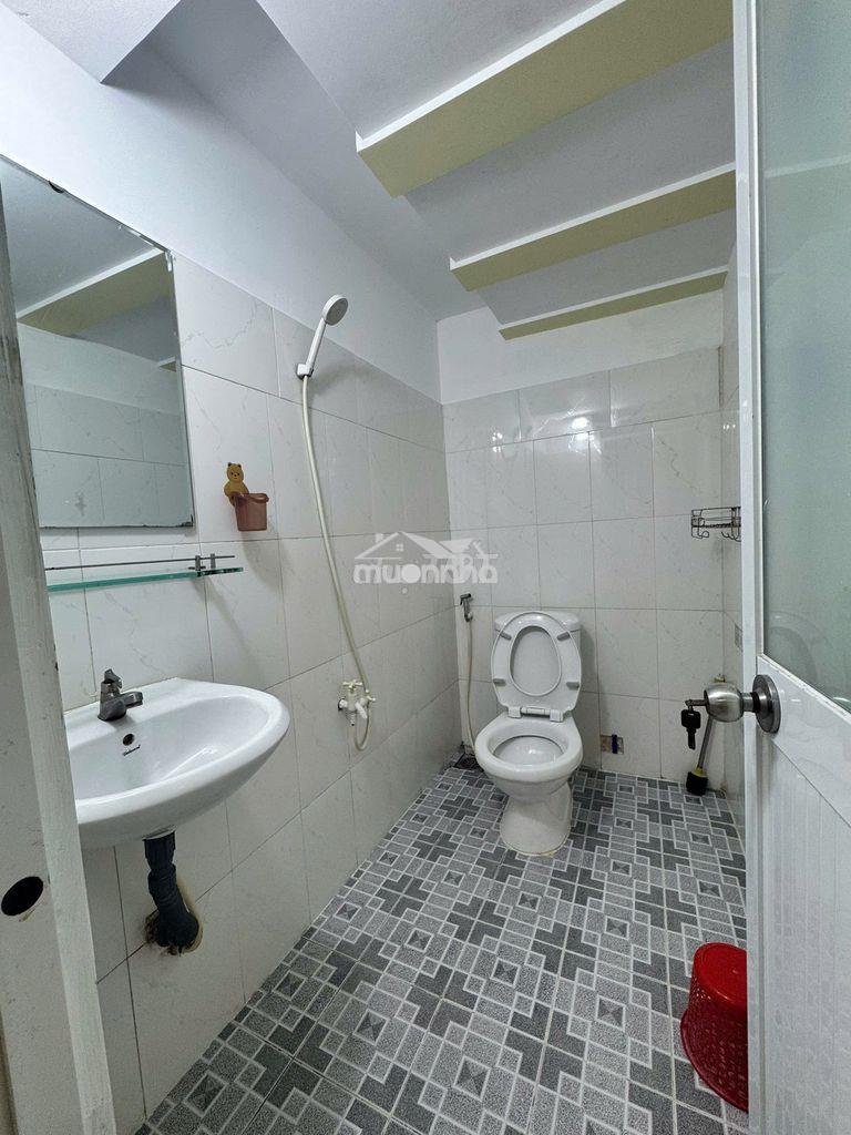Cho thuê phòng 18m2 gần chợ đo đạc - cc bộ công an - Ảnh 4