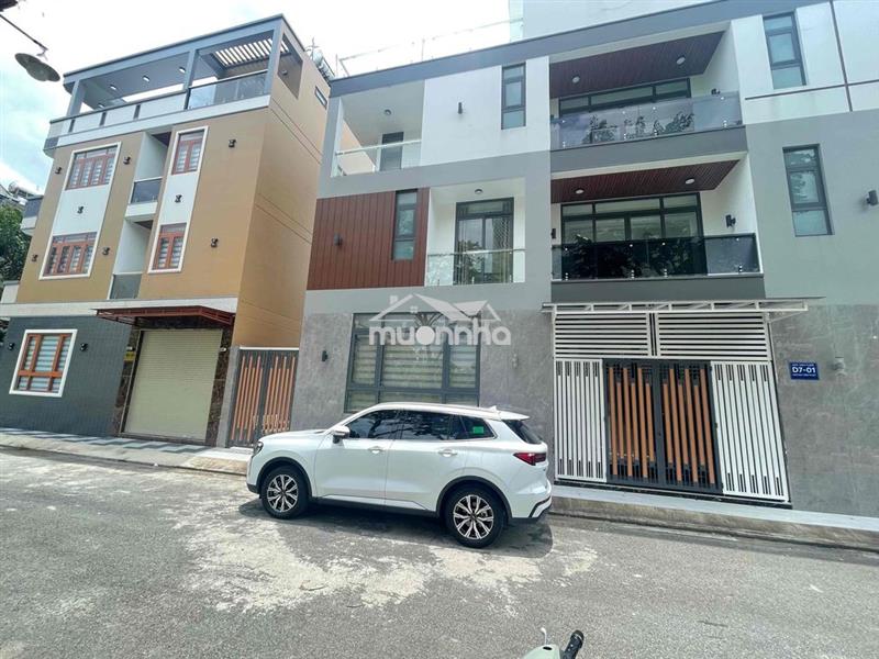 Nhà phố xây dựng mới - có bảo vệ, công viên- khu dân cư huỳnh tấn phát