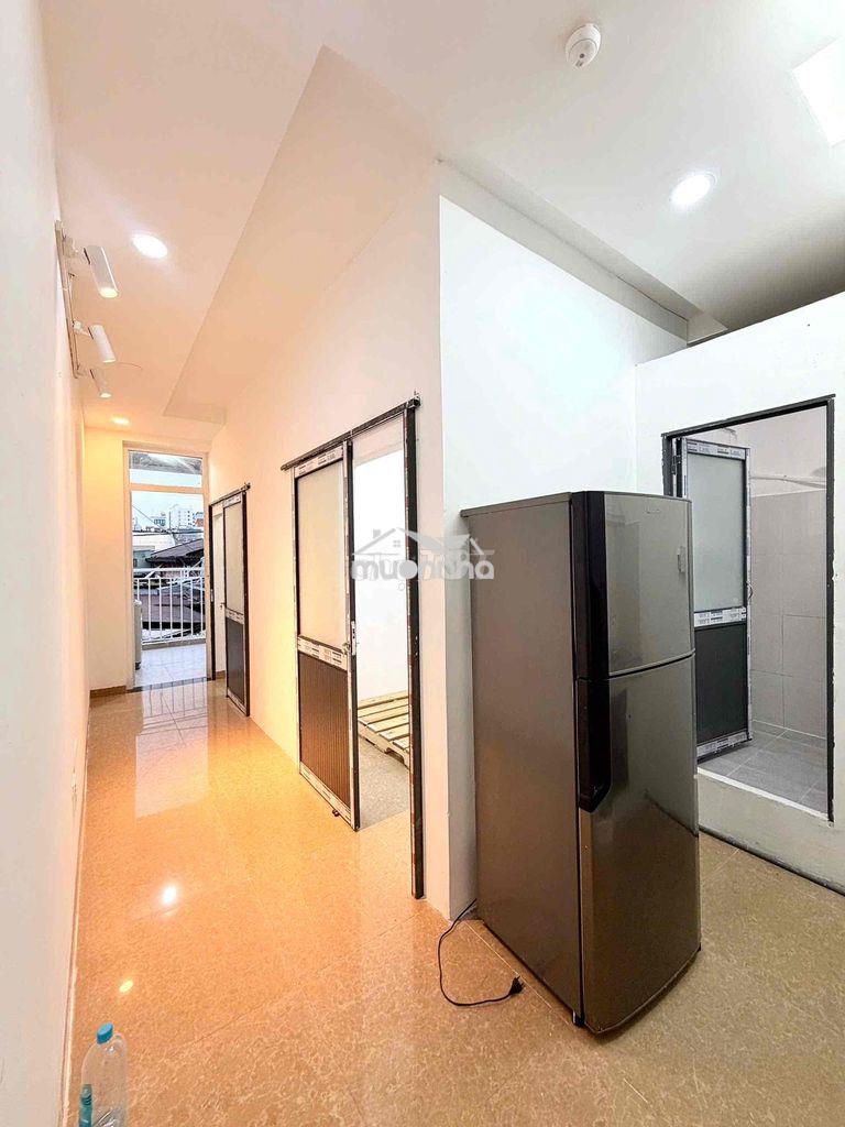 Cho thuê căn hộ 2 phòng ngủ bancol full nt 4ng4xe ngay cầu lê văn sỹ - Ảnh 4