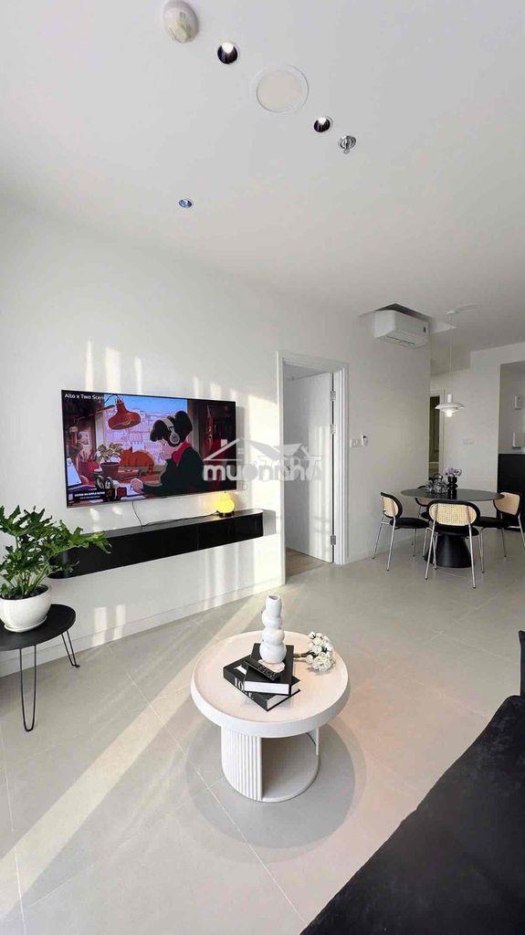 Căn hộ dv 1 phòng ngủ - tone màu trắng sang trọng, luxury - nội thất