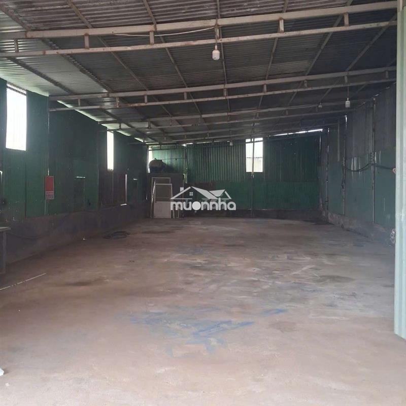 Xưởng 300m/10tr có điện 3 pha