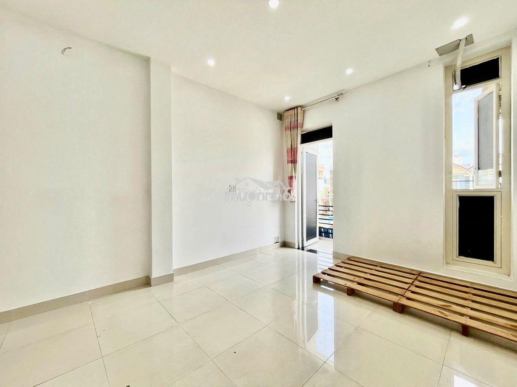 Phòng trọ giá rẻ gần phú mỹ hưng q7 chỉ 5 tr/tháng có ban công riêng - Ảnh 2