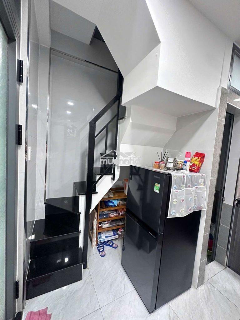 Bạch đằng-3 tầng- 2 pn,3,wc - kiên cố-mới đẹp-sát rạch xuyên tâm - Ảnh 4
