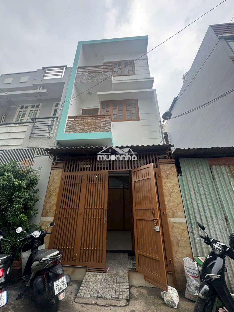 🍀Nhà mới 4pn 413/ lê văn quới....10tr