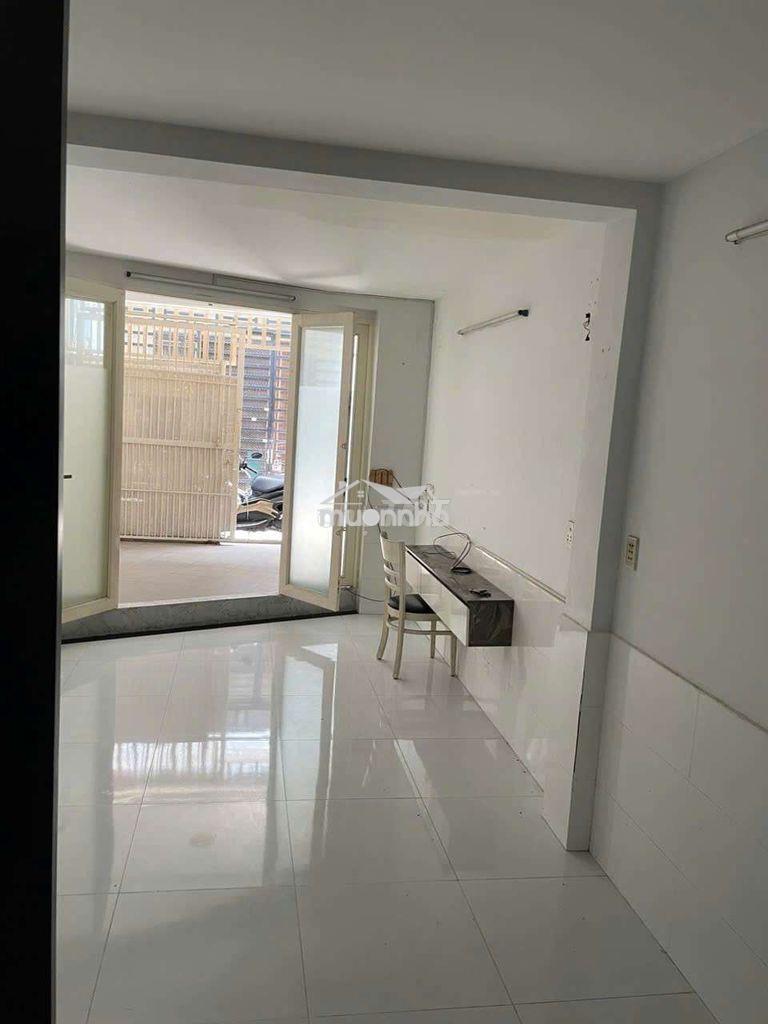 Nhà 4*14 trệt lầu f15 giá cực rẻ  - 3