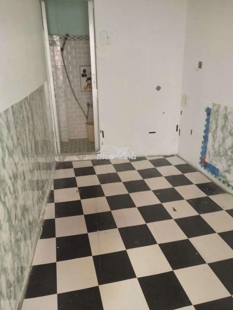 Cho thuê nhà một trệt hai lâu giá 4tr - 2