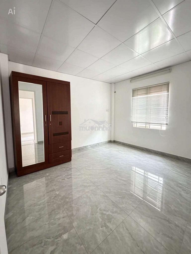 Giáp gò vấp 60 m2 ,hỉ 3,x tỷ