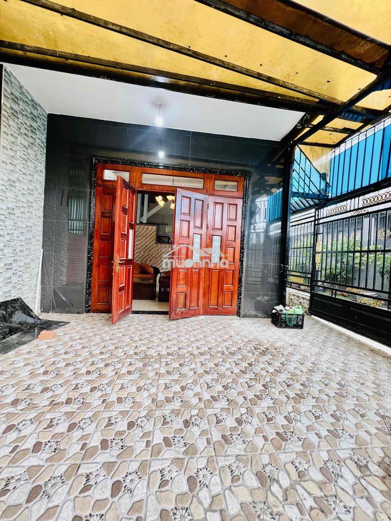 Cho thuê nhà dt 6x15m 1trệt 1lầu 4pn 3wc sân rộng ôtô hẻm 1 sẹc ngắn - 2