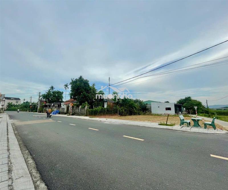 Chỉ 500tr công chứng ngay lô góc sát chợ nam phước đường 7m5 hòn tàu
