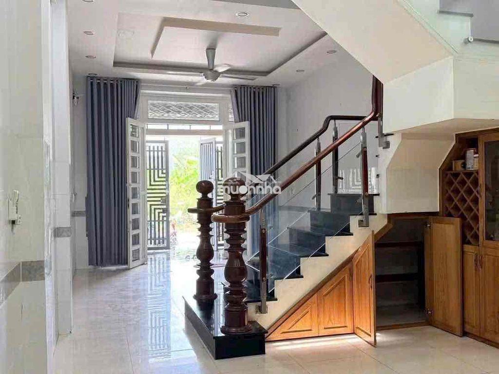 Cho thuê nhà kdc nam khang- long trường 3 tầng 3pn3wc sân thượng - Ảnh 2