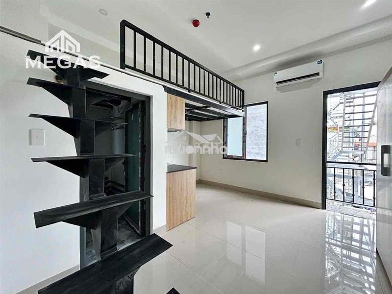 Phòng mới , ban công ngay đỗ xuân hợp, ngã tư bình thái, global city