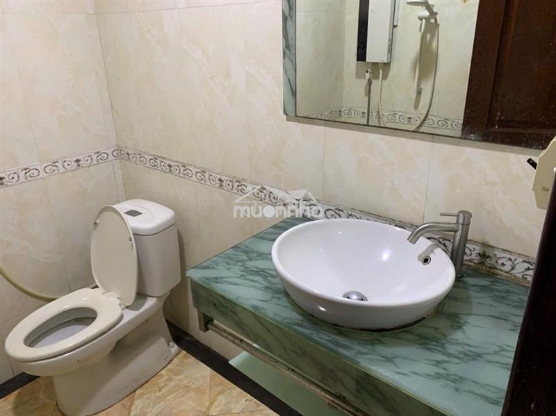 Chính chủ cho thuê phòng có ban công rộng rãi