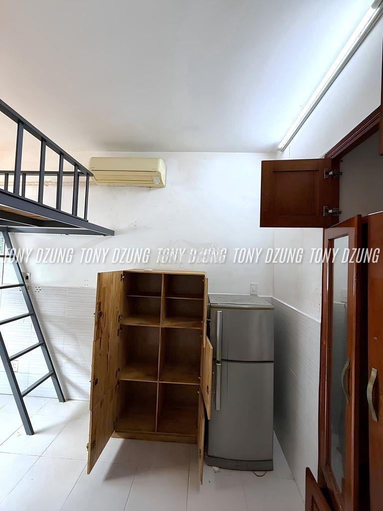 Phòng gác, cửa sổ full nội thất - tách bếp - gần đh văn lang-ngay dqh - Ảnh 4