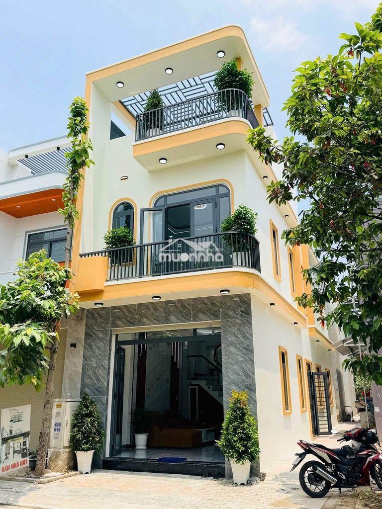 Bán gấp nhà tân uyên 154m2 giá 1,8 tỷ