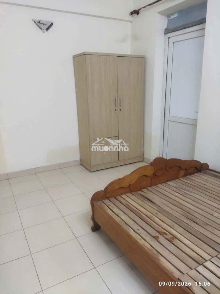 Chính chủ cho thuê căn hộ 80m2 đường võ chí công - Ảnh 2