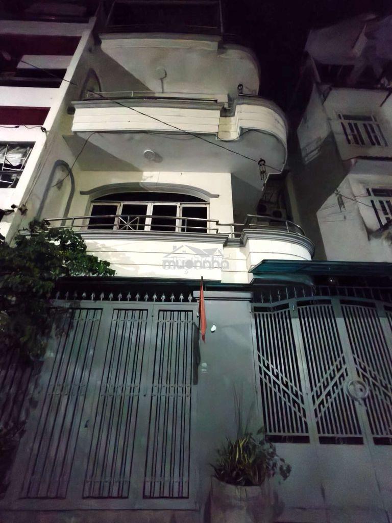 8 x 10m 4 phòng đang sơn mới - Ảnh 2