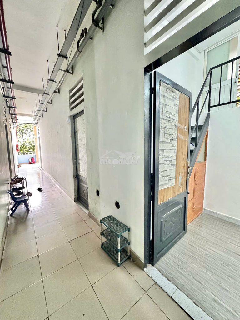 Căn hộ becamex hòa lợi, lầu 4 sổ hồng: 700 triệu