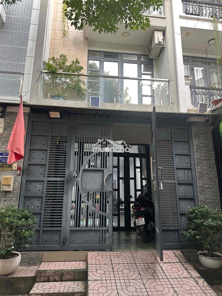 Chính chủ bán nhà phố trong khu saigon coop 63m2 trệt 2 lầu sân thượng