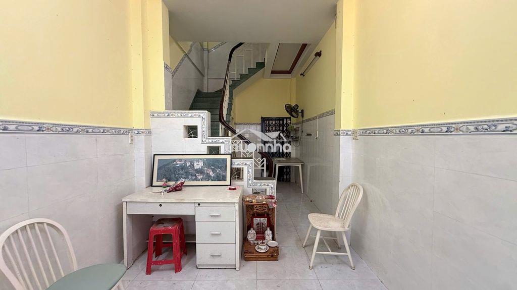 Nhà 4 tầng đúc trần hưng đạo q1 - 3 mặt thoáng - Ảnh 4
