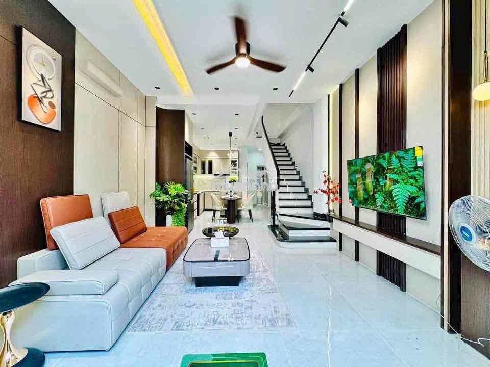 Siêu phẩm dt 4m x 16m có phòng ngủ tầng trệt. 4 phòng ngủ, sân thượng - Ảnh 4