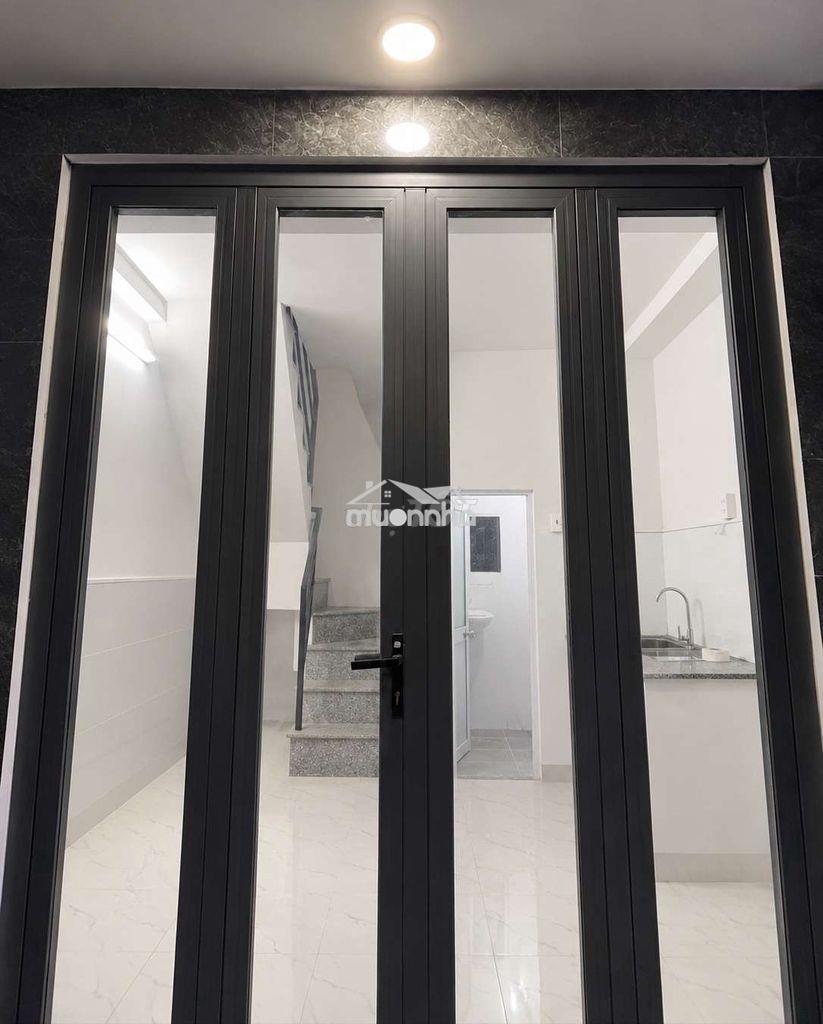 Nhà 3 tầng ngay ngã tư lạc long quân âu cơ - Ảnh 2
