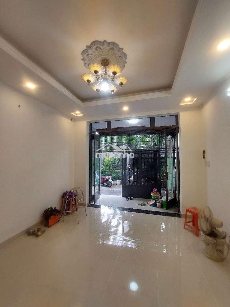 Cho thuê nhà đường phạm hùng c4 dt.4m×17m } 1 lầu 3phòng 2toilet hẽm5m - Ảnh 2