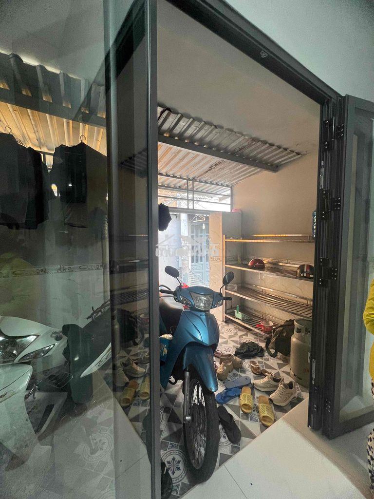 Cho thuê nhà nguyên căn kho b thị trấn nb giá 6tr