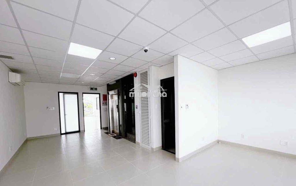 Cho thuê nhà mới 5 tầng có thang máy - 50 triệu - 3