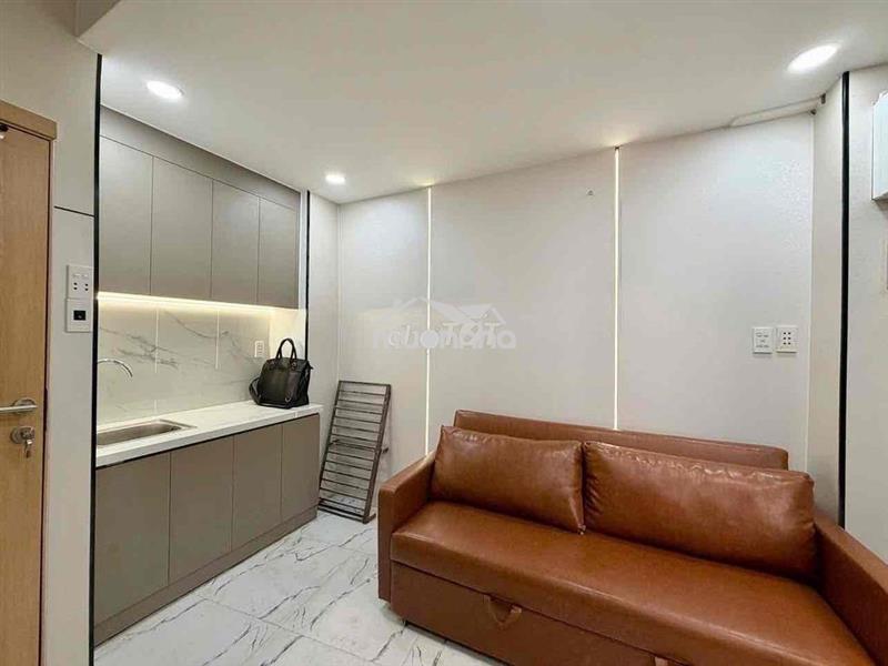 Cho thuê nhà hẻm 120/ trần hưng đạo q1 chỉ 15triệu