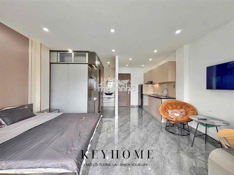 Chdv 1pn ban công full nội thất ngay cv làng hoa