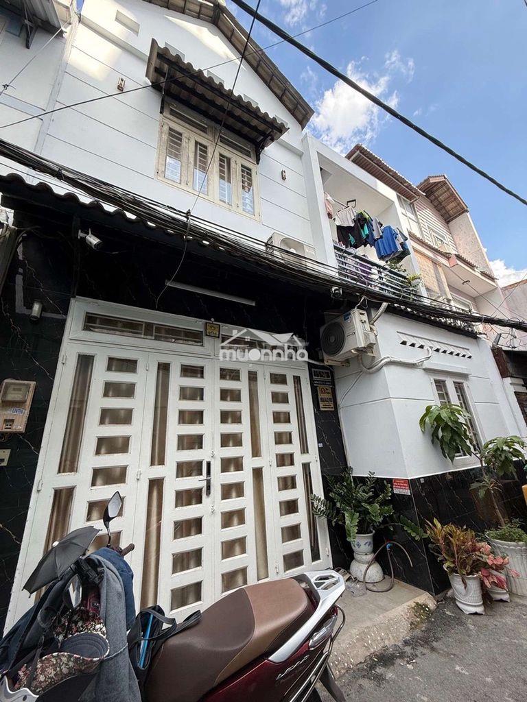 Nguyễn văn khối(3) 2 tầng 52m2, 3pn, hẽm xe hơi